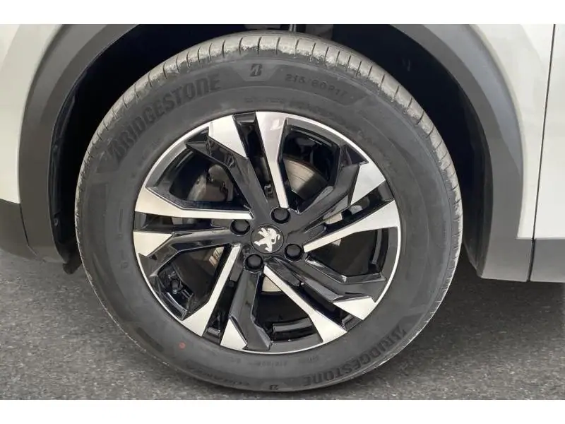 Occasion Peugeot 2008 Allure Pack*Caméra & GPS WHITE 21
