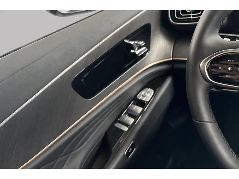 VEHICLE__CONDITION_SERVICE Jaecoo Jaecoo 8 EXCLUSIVE BLACK 17