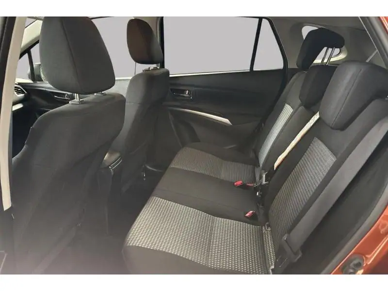 Occasion Suzuki SX4 S-Cross GL+ HYBRID ORANGE 18
