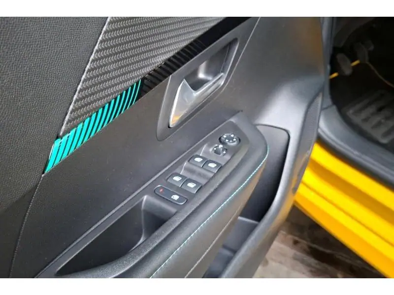 Occasion Peugeot 208 Allure Pack Gps YELLOW 17