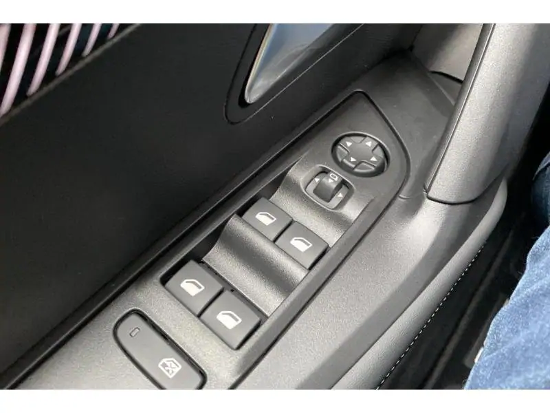 Démo Peugeot 2008 ALLURE CHAMPAGNE 17