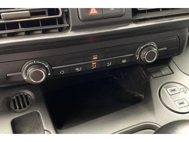 Occasion Opel Combo Cargo* Caméra de recul & GPS BLACK 15