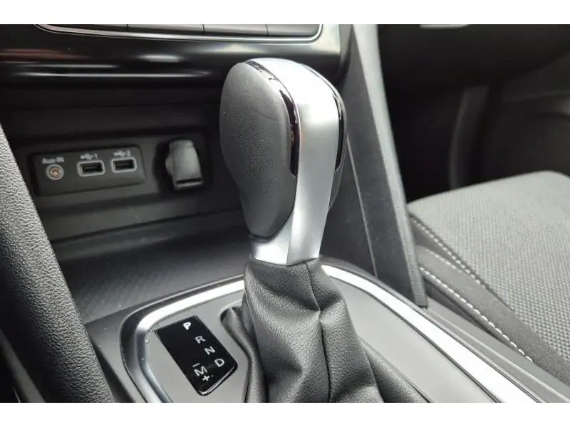 Occasion Renault Mégane GRANDTOUR GREY 31