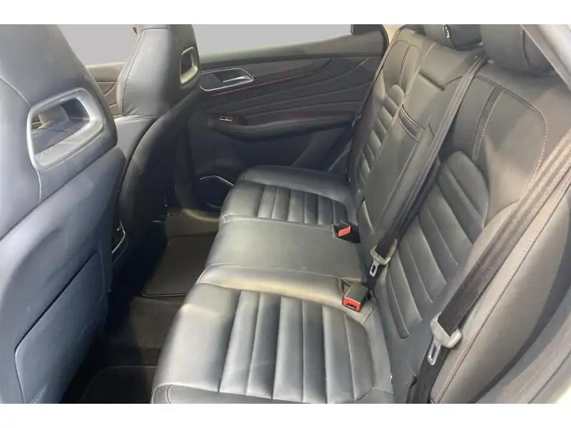 Occasie MG HS LUXURY WHITE 18