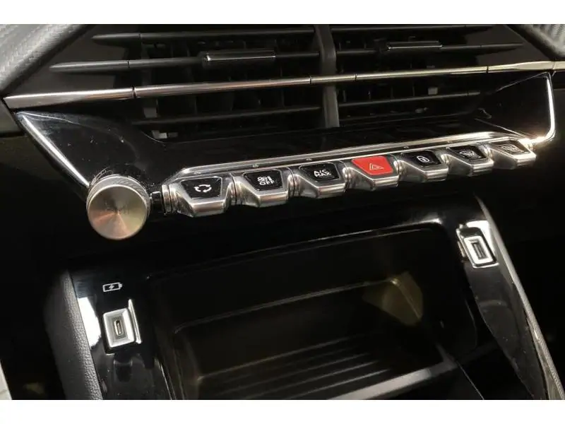 Occasion Peugeot 2008 Active BLACK 29