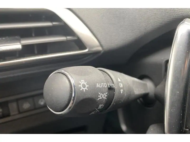 Occasion Peugeot 5008 Allure Pack - HYBRID - 7 PL GREY 24