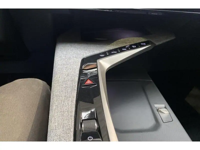 Occasion Peugeot 3008 Allure - HYBRID 145 PK GREY 33