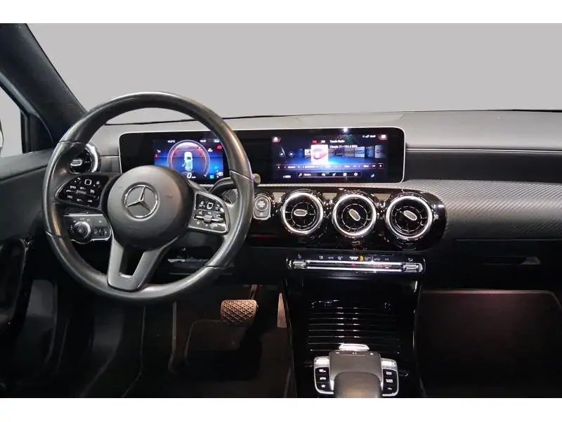 Occasion Mercedes-Benz A 180 Classe A d WHITE 9