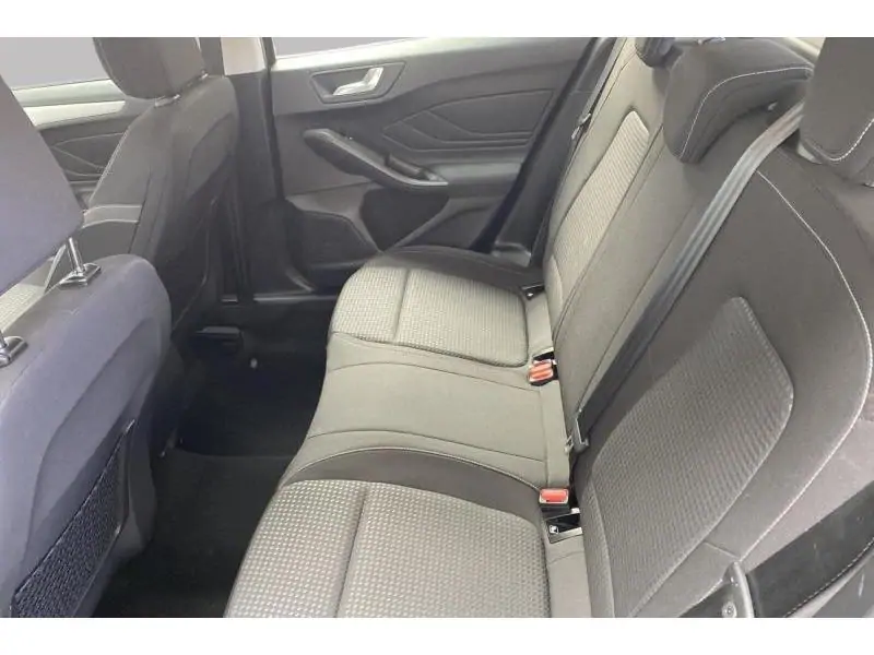 Occasion Ford Focus Cool&Connect GREY 18