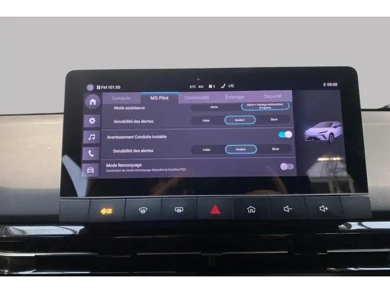 Occasion MG MG4 STANDARD 51 kWh RED 31