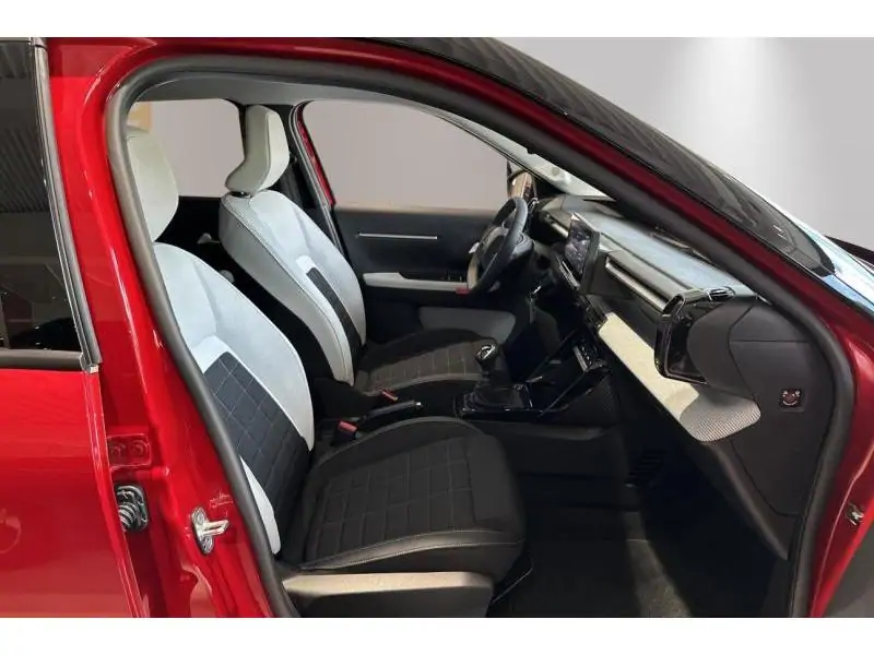 VEHICLE__CONDITION_SERVICE Citroen C3 and ë- IV Max RED 8