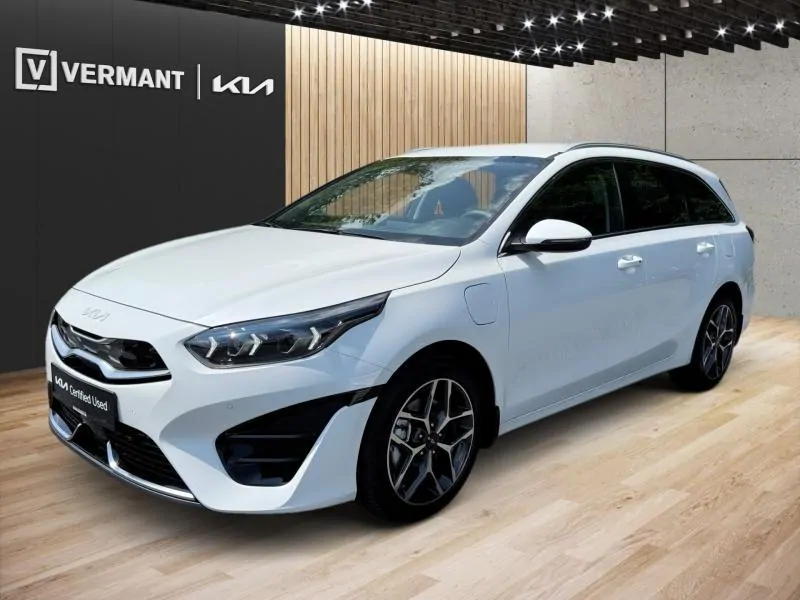 Kia Ceed sw phev my24 -  -  - 
