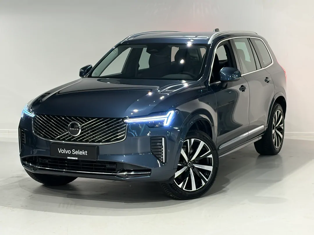 Volvo XC90 Core B5 AWD Mild-hybride (MHEV) Benzine Bright 7 Zitplaatsen Mild-hybride (MHEV) - MECHELEN -  - mechelen@vermant.be