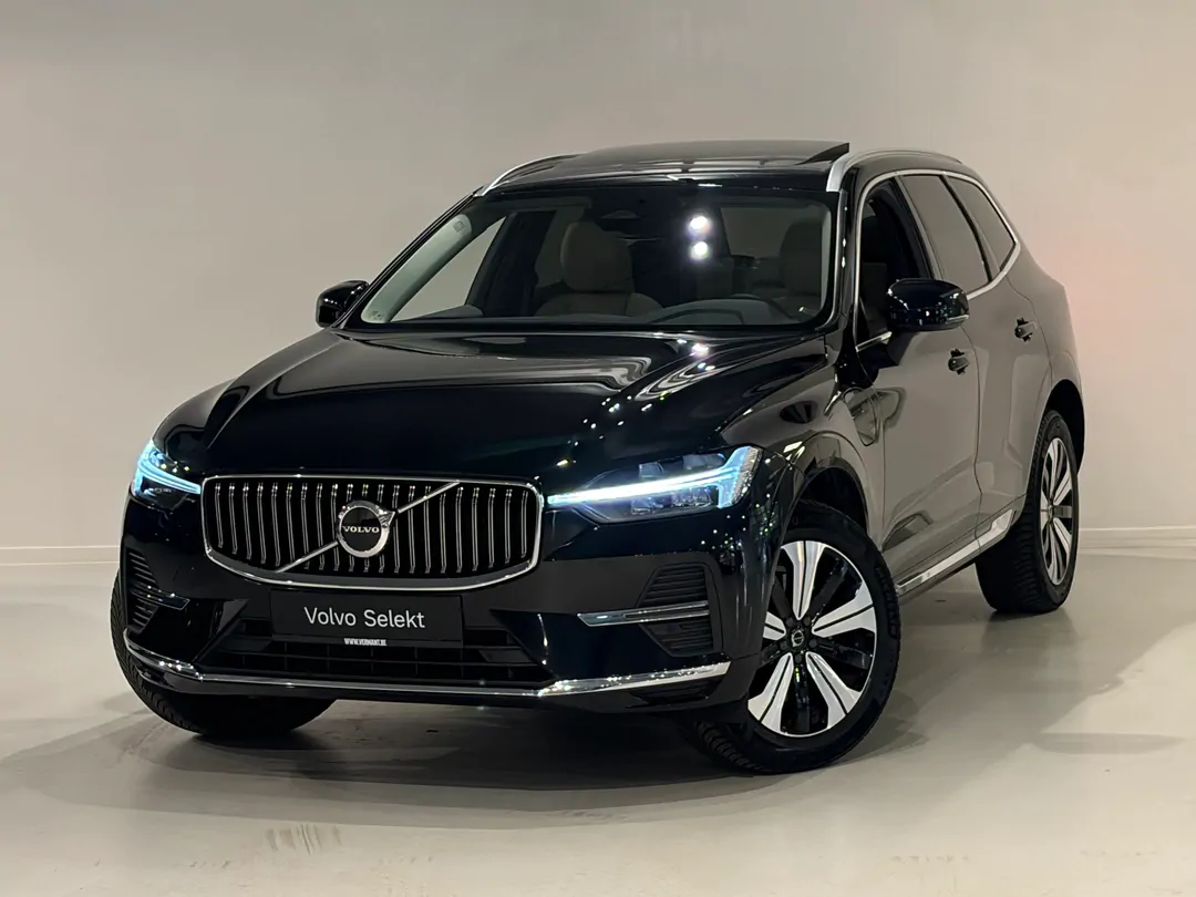 Volvo XC60 Core T6 AWD plug-in hybrid Elektrisch/benzine Bright Plug-in hybride (PHEV) - MECHELEN -  - mechelen@vermant.be