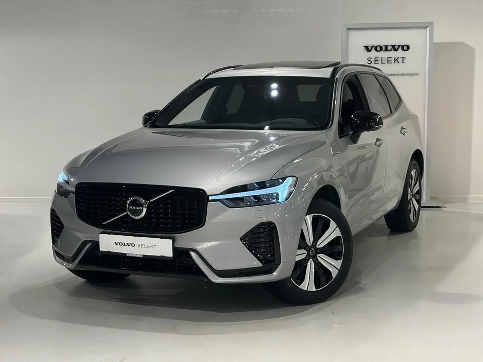 Volvo XC60 Plus T6 AWD Plug-in hybrid Elektrisch/benzine Dark - VERMANT ANTWERPEN NOORD -  - mechelen@vermant.be