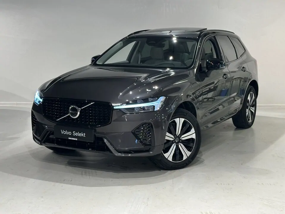 Volvo XC60 Plus T6 AWD Plug-in hybrid Elektrisch/benzine Dark Plug-in hybride (PHEV) - MECHELEN -  - mechelen@vermant.be