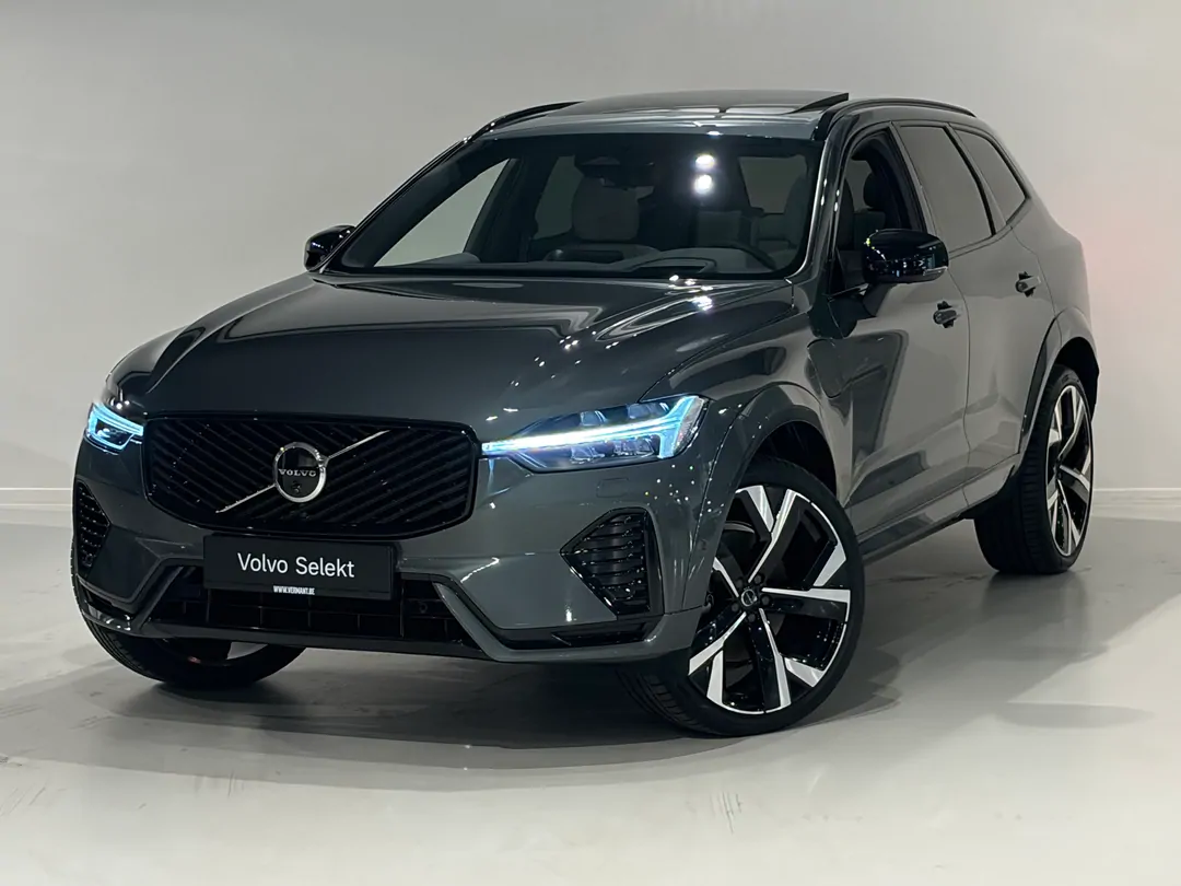Volvo XC60 Ultra T6 AWD Plug-in hybrid Elektrisch/benzine Dark Plug-in hybride (PHEV) - MECHELEN -  - mechelen@vermant.be