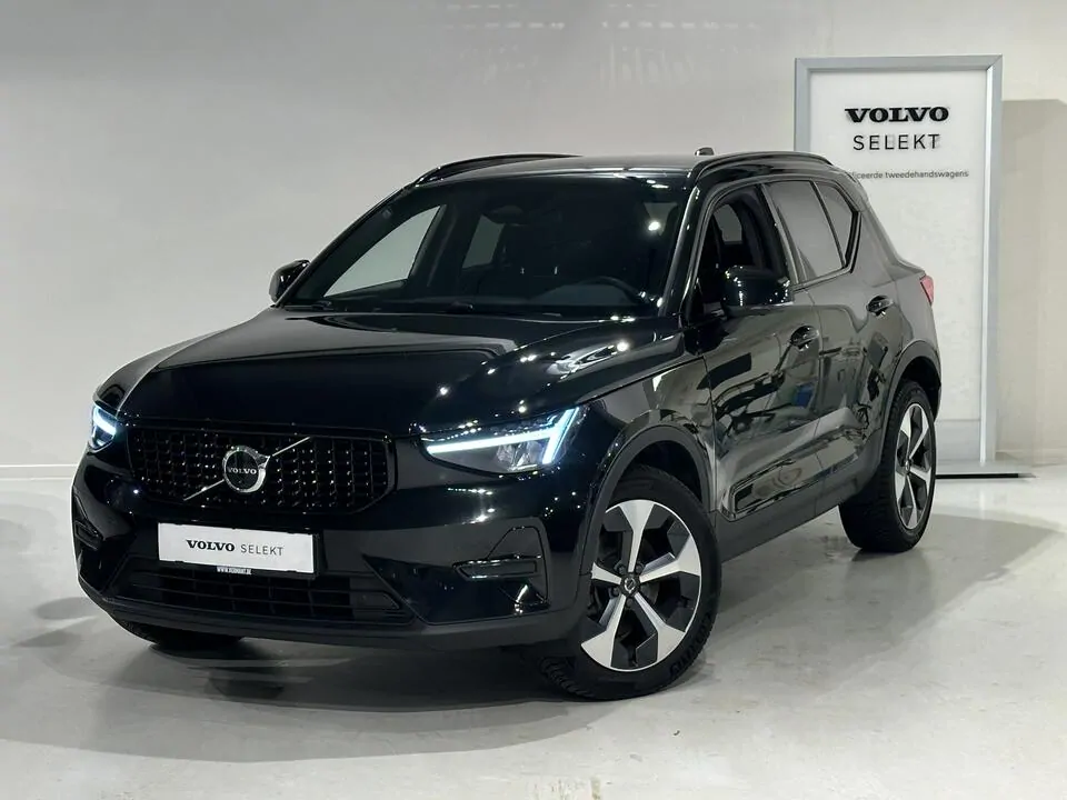 Volvo XC40 Plus B3 Mild hybrid Benzine Dark - VERMANT ANTWERPEN -  - hilde_de_wilde@hotmail.com
