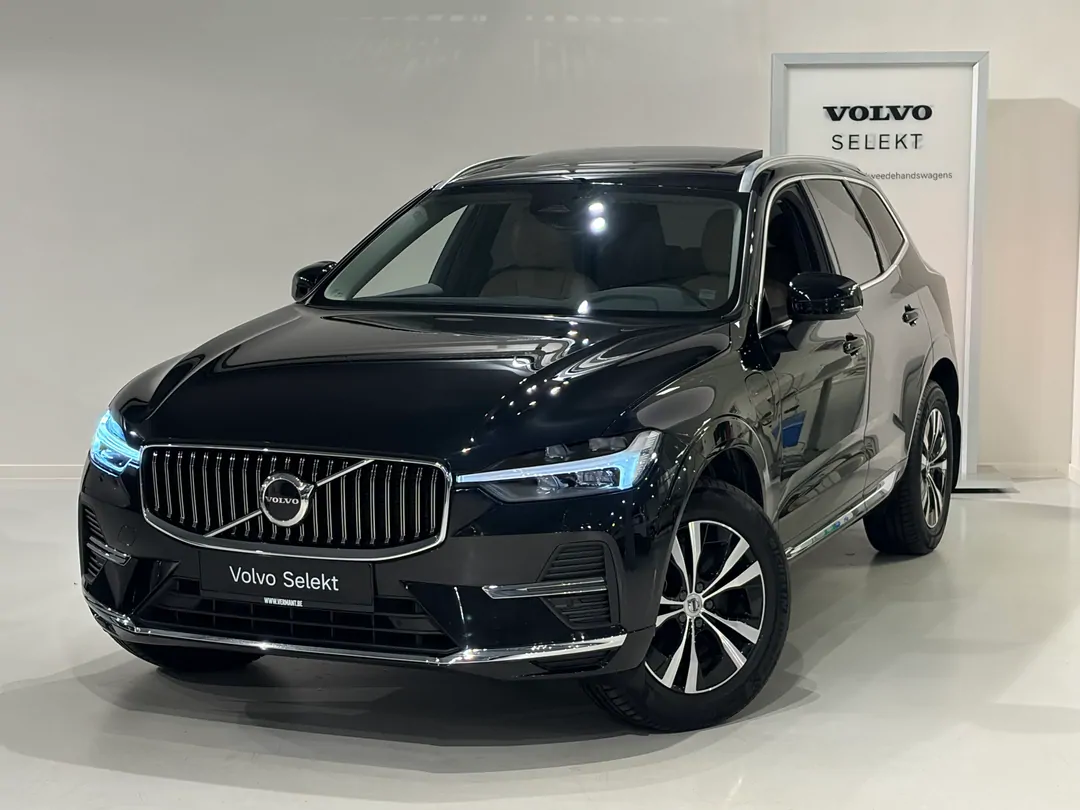 Volvo XC60 Core T6 AWD Plug-in hybrid Elektrisch/benzine Bright - VERMANT ANTWERPEN ZUID -  - mechelen@vermant.be
