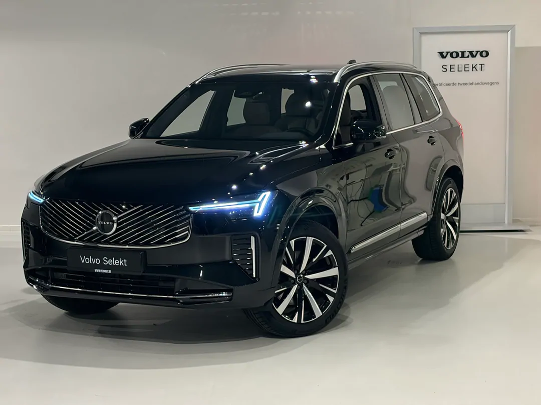 Volvo XC90 Core B5 AWD Mild hybrid Benzine Bright 7 Zitplaatsen - MECHELEN -  - mechelen@vermant.be