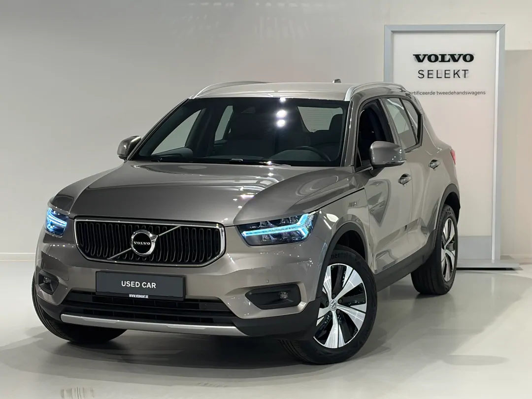 Volvo XC40 Core T2 Automaat Micro hybrid Benzine Verbranding - VERMANT ANTWERPEN NOORD -  - info@vermant.be