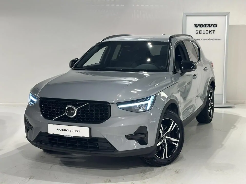 Volvo XC40 Plus B3 Mild hybrid Benzine Dark - VERMANT ANTWERPEN ZUID -  - mechelen@vermant.be
