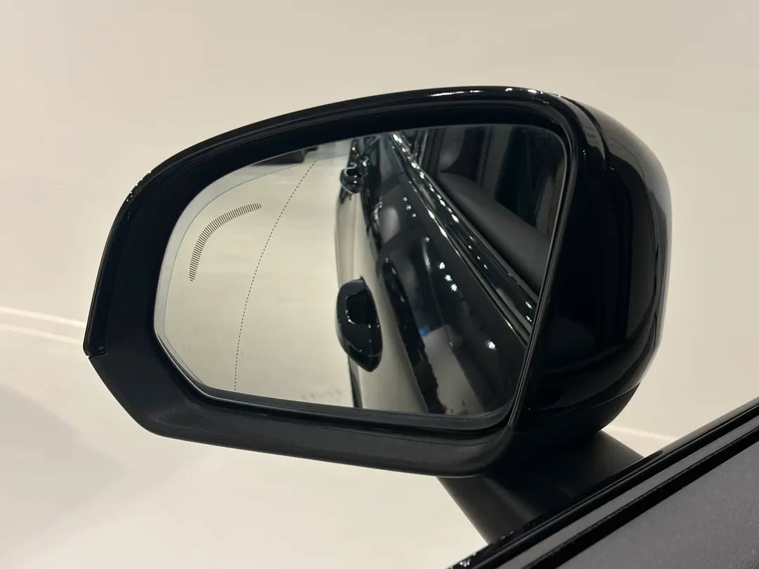 Volvo XC40 Plus B3 Mild-hybride (MHEV) Benzine Dark Mild-hybride (MHEV) - MECHELEN -  - mechelen@vermant.be