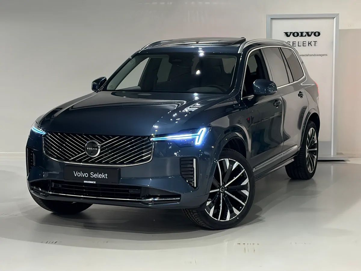Volvo XC90 Plus B5 AWD Mild hybrid Benzine Bright 7 Zitplaatsen Mild-hybride (MHEV) - BORNEM - - vmartin@le-centurion.fr