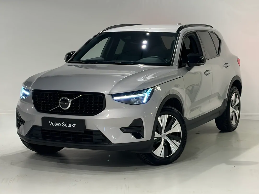 Volvo XC40 Plus T2 Automaat Micro hybrid Benzine Dark Mild‑hybride (MHEV) - VERMANT ANTWERPEN ZUID - 2GMT941 - mechelen@vermant.be