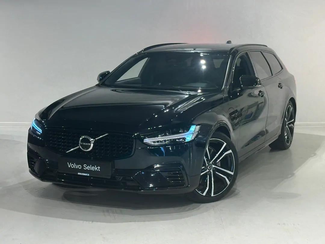 Volvo V90 Plus T6 AWD Plug-in hybrid Elektrisch/benzine Dark Plug-in hybride (PHEV) - BORNEM -  - mechelen@vermant.be