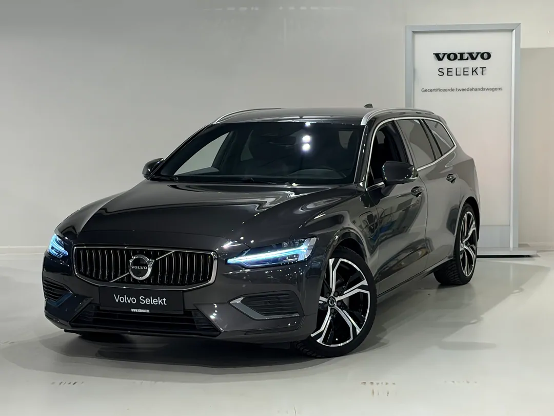 Volvo V60 Plus T6 AWD Plug-in hybrid Elektrisch/benzine Bright - MECHELEN -  - mechelen@vermant.be