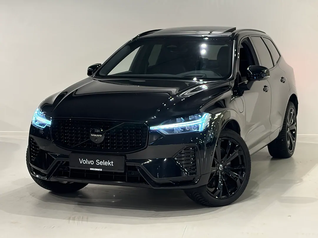 Volvo XC60 Black Edition Ultra T6 AWD Plug-in hybrid Elektrisch/benzine Plug-in hybride (PHEV) - VERMANT ANTWERPEN NOORD -  - mechelen@vermant.be