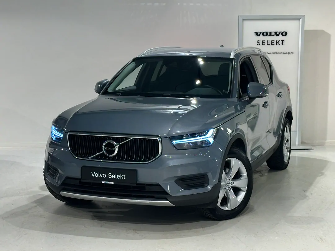 Volvo XC40 Momentum Pro T3 automaat - MECHELEN -  - mechelen@vermant.be
