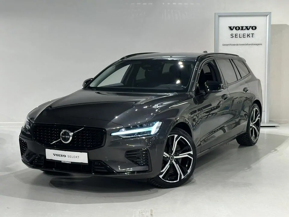 Volvo V60 Recharge Plus T6 AWD Plug-in hybrid Elektrisch/benzine Dark - VERMANT ANTWERPEN NOORD -  - mechelen@vermant.be