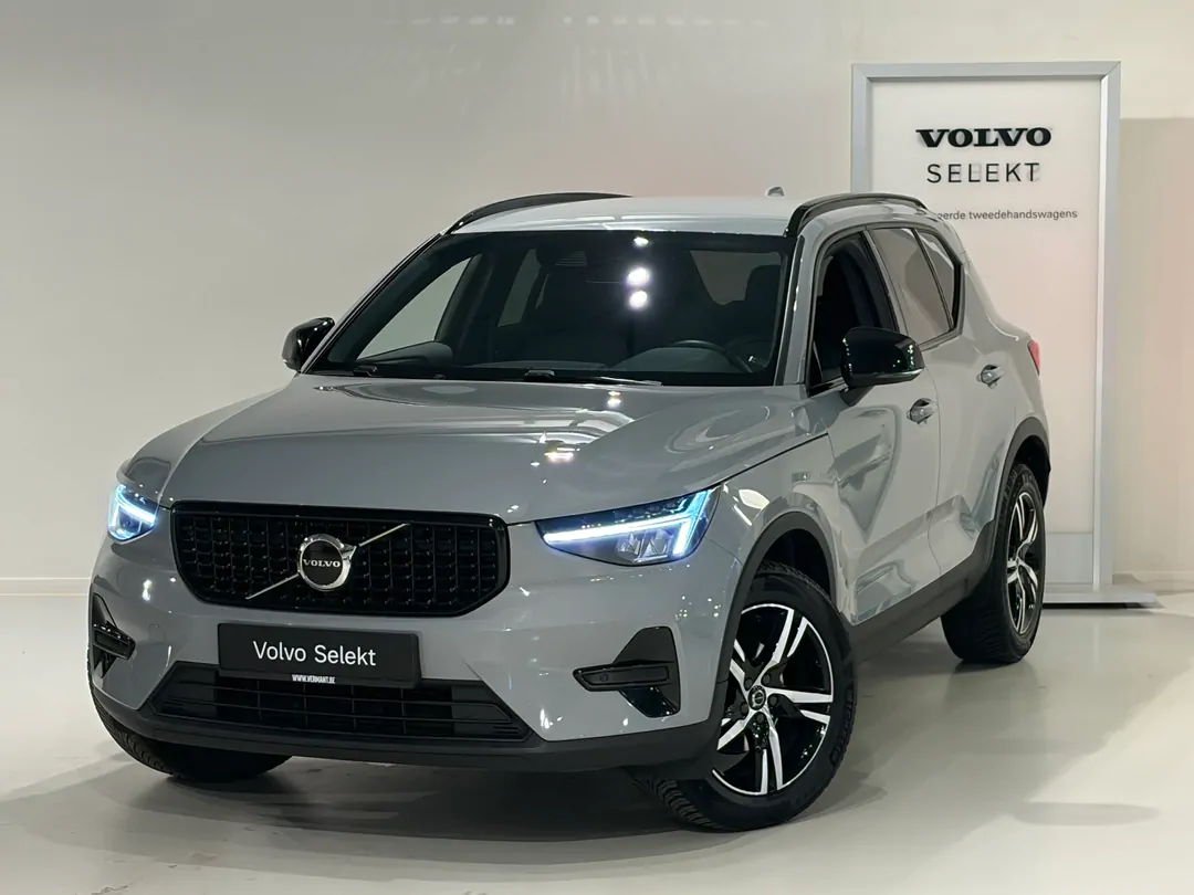 Volvo XC40 Plus T2 automatic Benzine Dark Mild‑hybride (MHEV) - MECHELEN - 2ELZ758 - mechelen@vermant.be