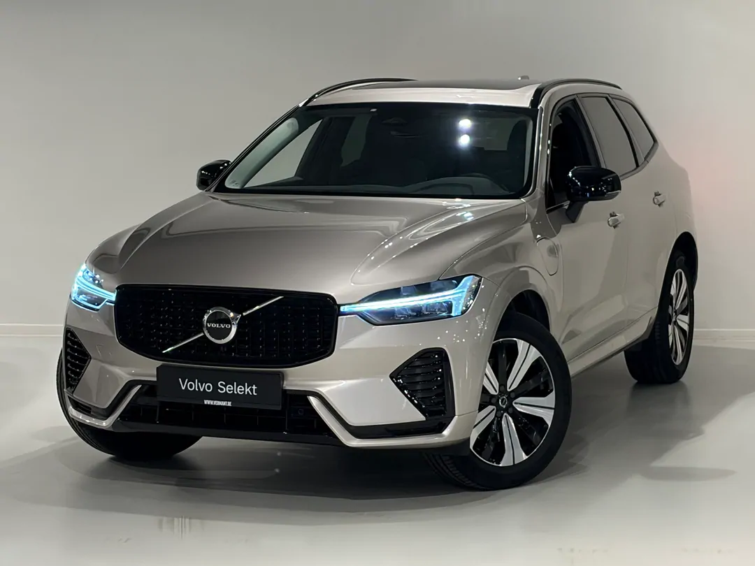 Volvo XC60 Plus T6 AWD Plug-in hybrid Elektrisch/benzine Dark Plug-in hybride (PHEV) - MECHELEN -  - mechelen@vermant.be
