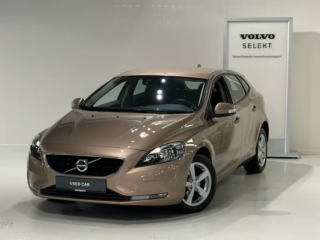 Volvo V40 D2-82 MAN Kinetic - VERMANT ANTWERPEN -  - info@vermant.be