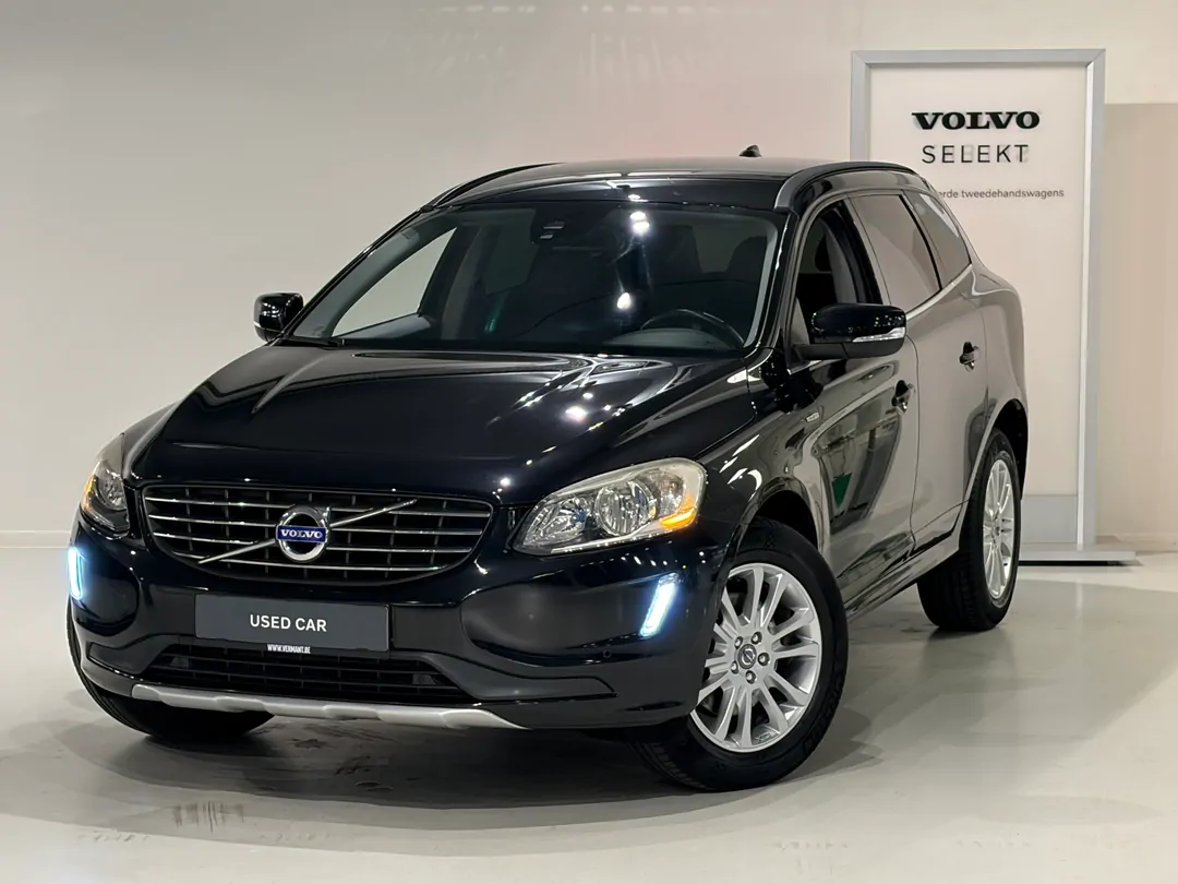 Volvo XC60 D4 (181) MAN Momentum - MECHELEN -  - info@vermant.be