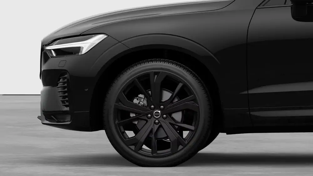 Nouveau Volvo XC60 SUV Plus Mild-hybride (MHEV) 8-speed Geartronic™ automatic transmission, AWD Onyx Black 3