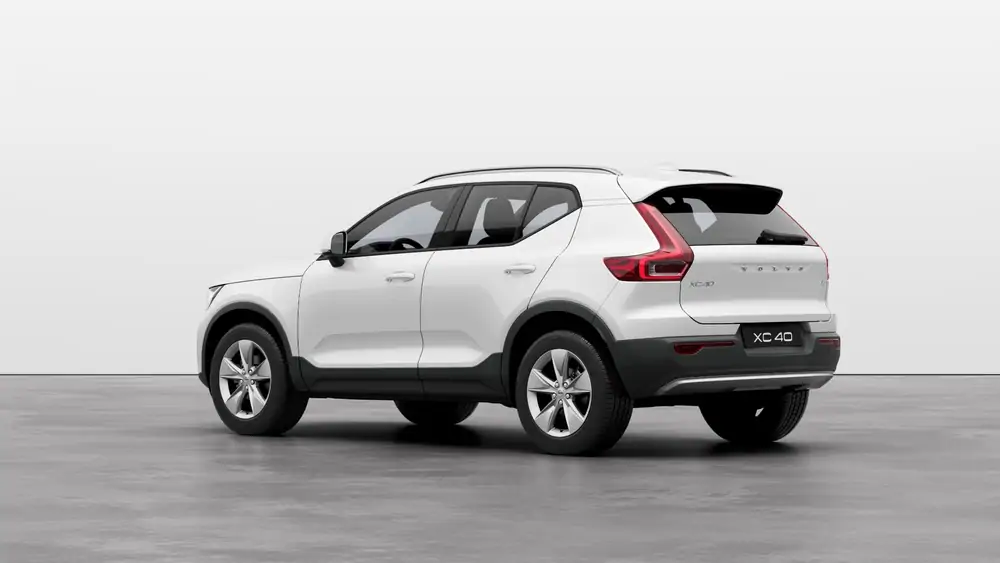 Nouveau Volvo XC40 SUV Core Mild hybrid 7-speed Dual Clutch transmission Crystal White Pearl 2