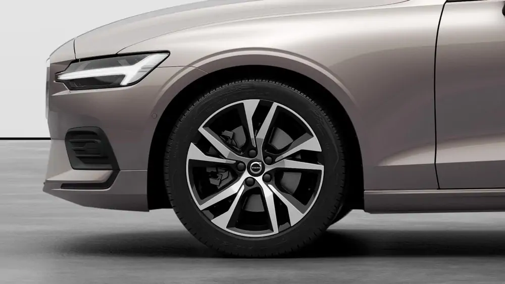 Nouveau Volvo V60 Break Core Limited Edition Mild-hybride (MHEV) 7-speed Dual Clutch transmission Bright Dusk 3