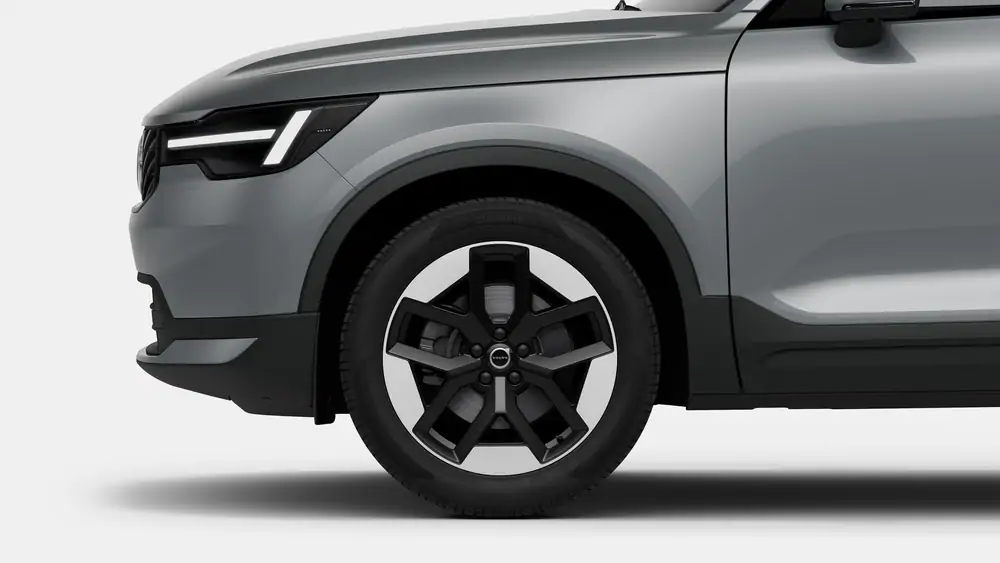Nouveau Volvo XC40 SUV Core Mild-hybride (MHEV) 7-speed Dual Clutch transmission Vapour Grey 3