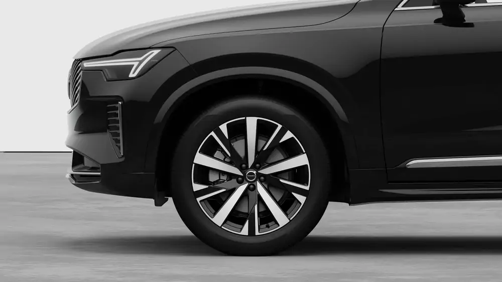 Nouveau Volvo XC90 SUV Core Mild hybrid 8-speed Geartronic™ automatic transmission, AWD Onyx Black 3