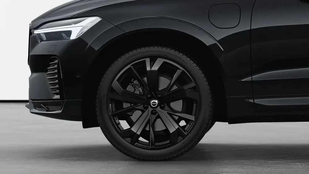 Nouveau Volvo XC60 SUV Ultimate Plug-inhybride 8-speed Geartronic™ automatic transmission Onyx Black 3