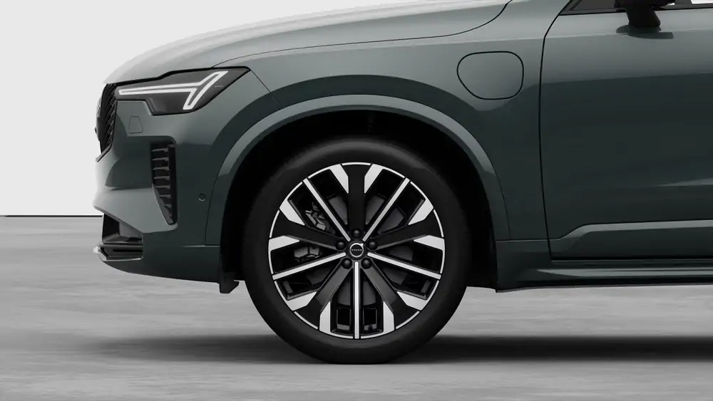 Nouveau Volvo XC90 SUV Plus Plug-in hybride (PHEV) 8-speed Geartronic™ automatic transmission Forest Lake 3