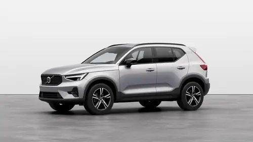 Nouveau Volvo XC40 SUV Plus Micro hybrid 8-speed Geartronic™ automatic transmission Silver Dawn