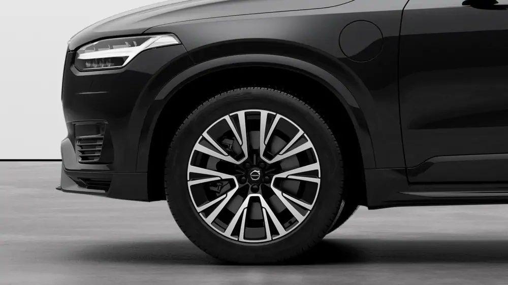 Nouveau Volvo XC90 SUV Ultimate Plug-in hybride 8-speed Geartronic™ automatic transmission Onyx Black 3