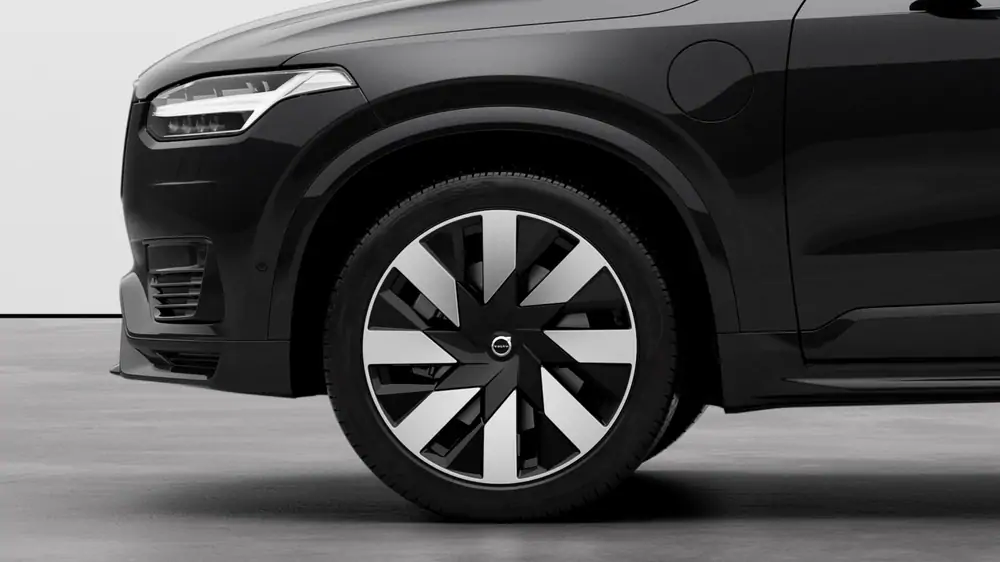 Nouveau Volvo XC90 SUV Ultimate Plug-in hybrid 8-speed Geartronic™ automatic transmission Onyx Black 3