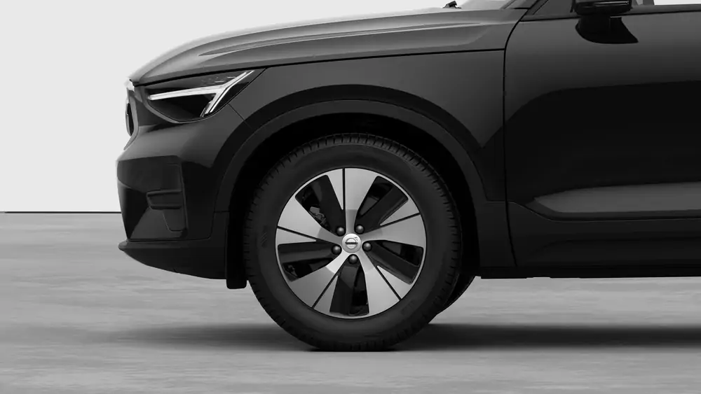 Nieuw Volvo XC40 SUV Core Mild hybrid 7-speed Dual Clutch transmission Onyx Black 3