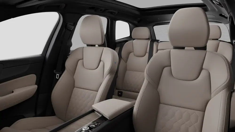 Nouveau Volvo XC60 SUV Plus Mild-hybride (MHEV) 8-speed Geartronic™ automatic transmission, AWD Denim Blue 5
